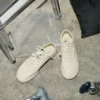 Adidași moi din piele de vacă albă