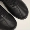 Adidași moi din piele de vacă neagră