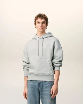 ami de coeur hoodie din bumbac gri cu imprimeu n relief 2 330x413 - Ami de Coeur Hoodie din bumbac gri cu imprimeu &icirc;n relief