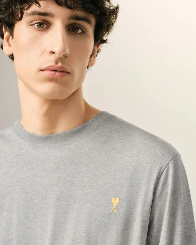 Ami de Coeur T-Shirt din bumbac gri cu efect de mâneci duble Ami de Coeur T-Shirt din bumbac gri cu efect de mâneci duble