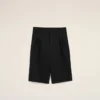 Bermude largi din lână nouă, de culoare neagră, cu talie joasă Bermude largi din lână nouă, de culoare neagră, cu talie joasă