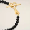 Brățară Ami De Cœur din alamă neagră, cu perle de vară aurii Brățară Ami De Cœur din alamă neagră, cu perle de vară aurii