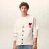 Cardigan din lână naturală cu Ami de Coeur în contrast