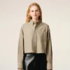 Cămașă scurtă din bumbac bej cu model Ami de Coeur în relief