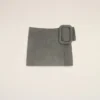 Fustă mini din piele de capră gri, cu curea cu cataramă mare