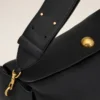 Geantă mare Carrousel din piele neagră Geantă mare Carrousel din piele neagră