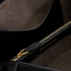 Geantă mică Mimi din piele de vacă neagră