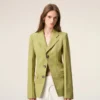 Jachetă verde din lână nouă, cu un singur rând de nasturi, croială ajustată Jachetă verde din lână nouă, cu un singur rând de nasturi, croială ajustată