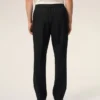 Pantaloni din lână neagră cu talie elastică Pantaloni din lână neagră cu talie elastică