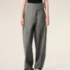 Pantaloni gri din lână nouă, cu centură înfășurată