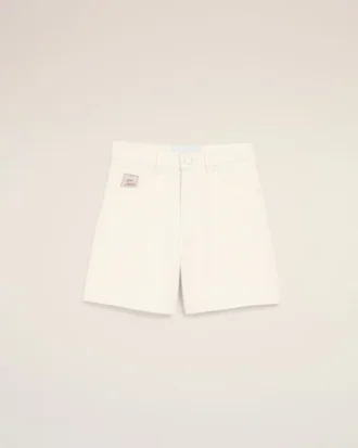 Pantaloni scurți din bumbac alb cu eticheta Ami Paris Heritage