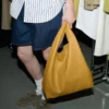 Pantaloni scurți din bumbac albastru cu eticheta Ami Paris Heritage