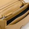 Portofel Voulez-Vous din piele de vacă galbenă, cu curea Portofel Voulez-Vous din piele de vacă galbenă, cu curea