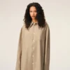 Rochie-cămașă largă Ami de Coeur din lână nouă, bej Rochie-cămașă largă Ami de Coeur din lână nouă, bej