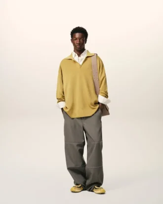 Tricou polo cu mâneci lungi din lână galbenă