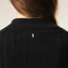 Tricou polo negru din tricot cu mâneci scurte Tricou polo negru din tricot cu mâneci scurte